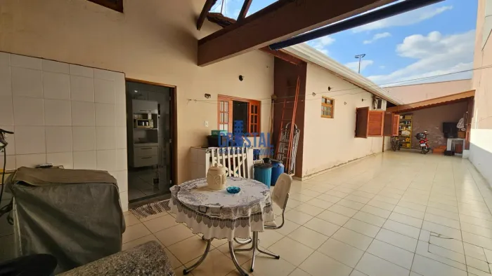CASA RESIDENCIAL em JUNDIAÍ - SP, VILA HELENA
