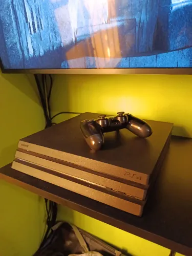 PS4 PRO DESBLOQUEADO