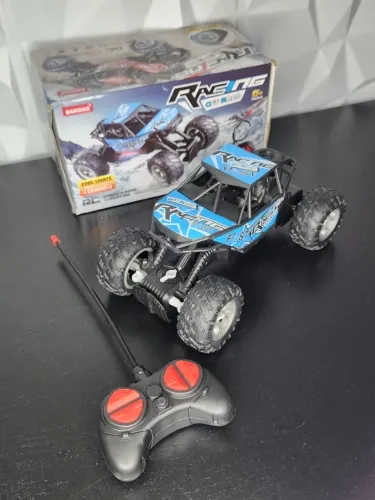 Carro de Controle Remoto - Presente Perfeito - Até 10x no Cartão 