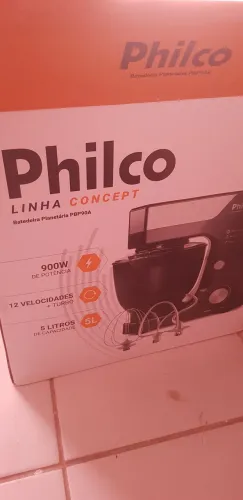 Vendo batedeira e liqudificador potentes d boa marca,motivo viagem