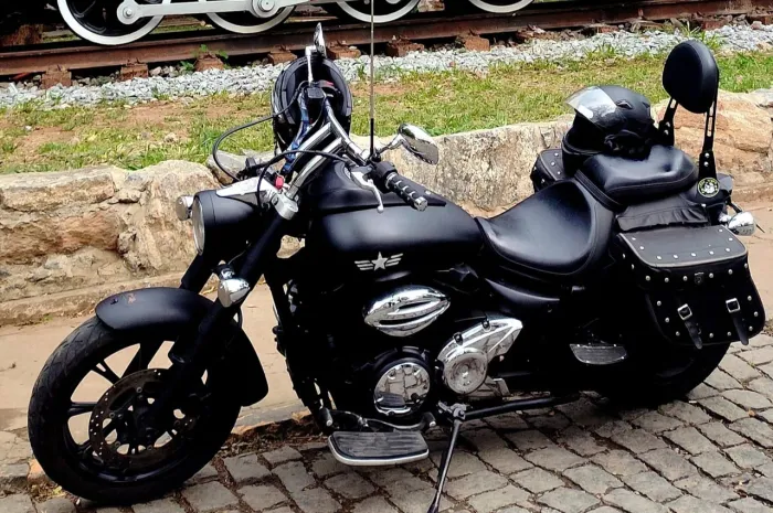 Yamaha XVS Mid Night Star