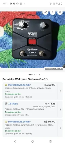 Pedaleira sair logo