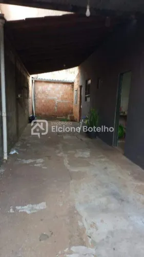 Casa à venda, 3 quartos, 1 suíte, 2 vagas, MANSOUR - Uberlândia/MG