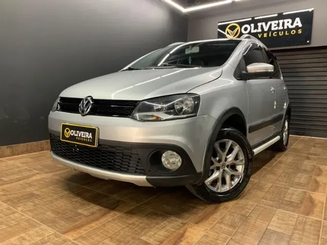 Volkswagen Crossfox 1.6 MI Total Flex 8V 5P 2013