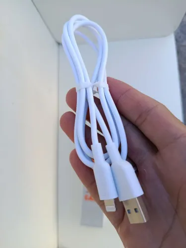 Cabo usb para carregar iPhone 