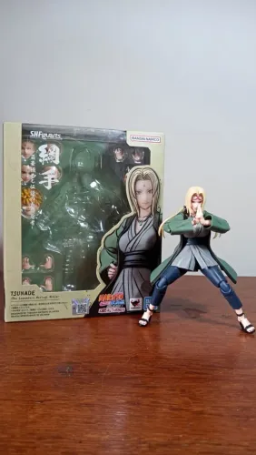 S.H. Figuarts Tsunade Bandai Naruto