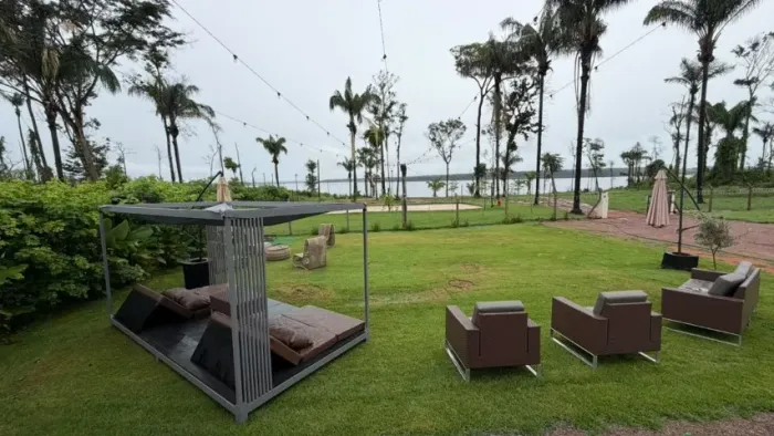 sitio 1.2 hectares, Beira do rio teles pires