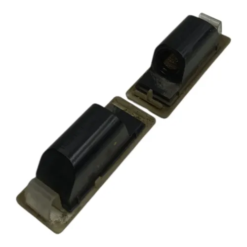 Par luz placa traseira GM Sonic sedan 2012 2013 2014