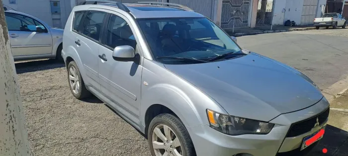 Mitsubishi Outlander 2.0 16V 160cv Aut. 2012