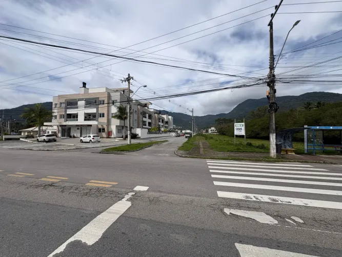 Terreno com 459,5m² à venda em Ribeirão da Ilha, Florianópolis.