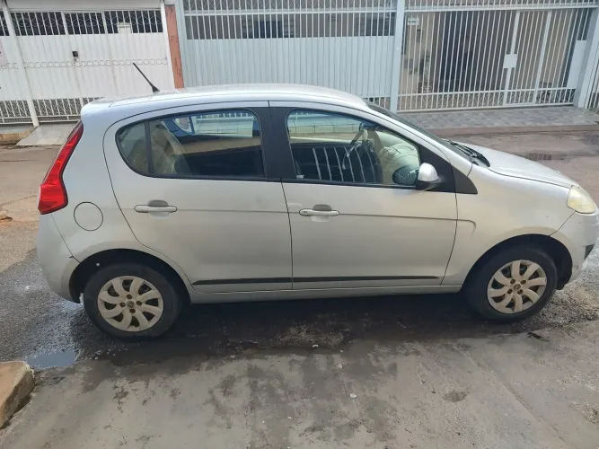 Fiat Palio Attractive 1.0 EVO Fire Flex 8V 5P 2014