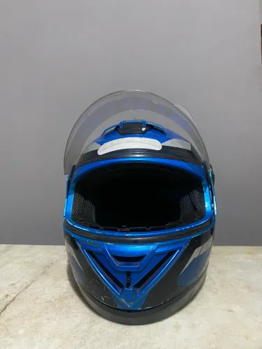 CAPACETE