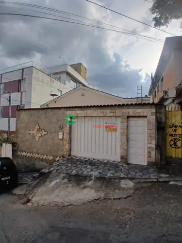 Casa com 3 quartos para alugar em Belo Horizonte