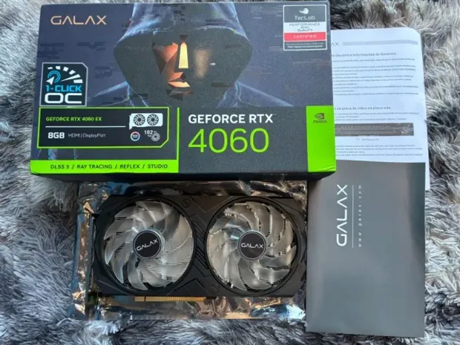 Placa de video RTX 4060 8gb Galax EX Rgb (Aceita placa inferior)