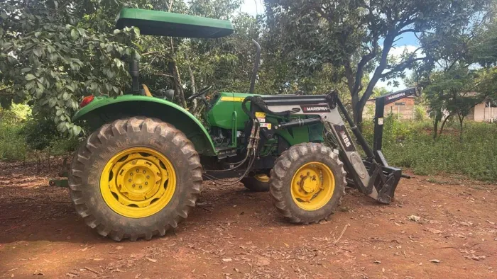 Trator 5090E máquinas Agrícolas