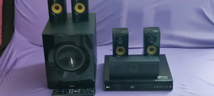 HOME THEATER LG