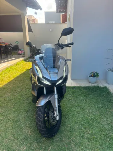 Honda ADV 150cc 2023 - Apenas 6.850km