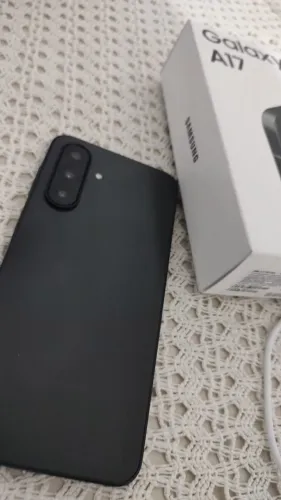 Celular a 17