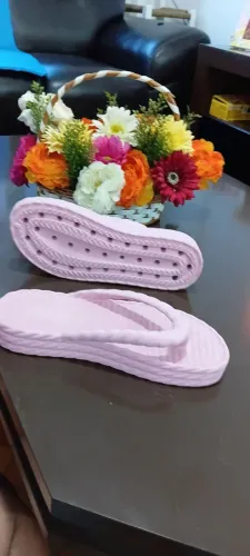 Sandália EVA confortável para passeio e praia