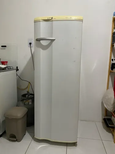 Geladeira Consul
