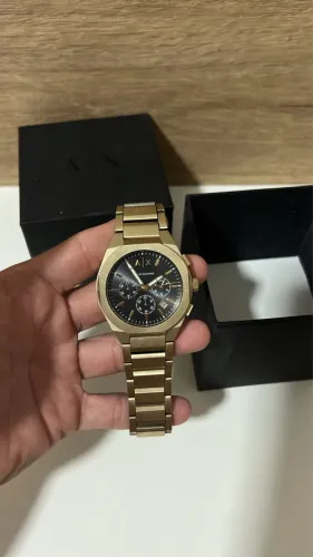 Relógio Armani elegante