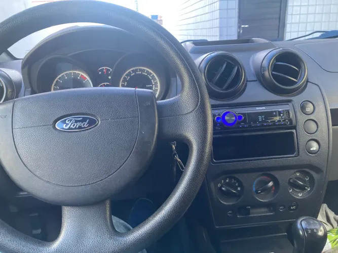 Ford Fiesta 1.0 8V Flex/class 1.0 8V Flex 5P 2011