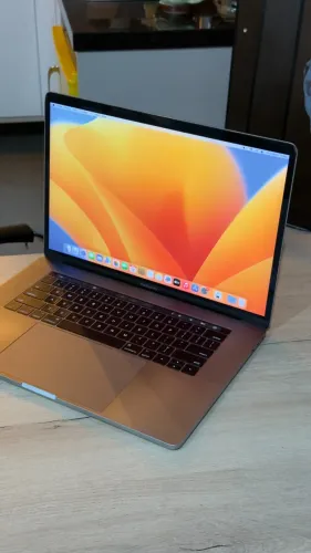 MacBook Pro 2017 | 16GB Ram | Intel Core i7 | 512GB SSD - Super promoção! Loja física!