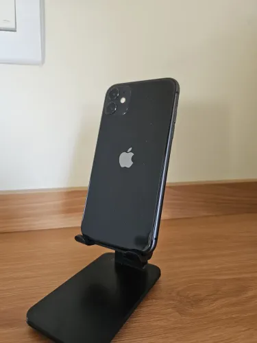 iPhone 11 64GB Preto