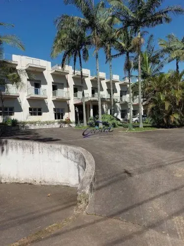 Hotel com 28 suítes à venda, 3600 m² São Roque/SP