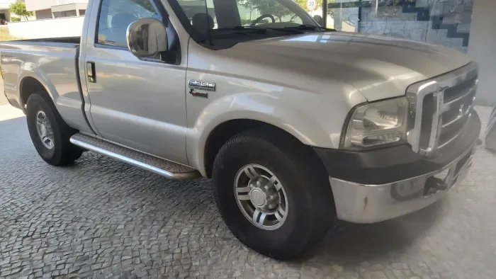 Ford F-250 XLT 3.9 4X2 Diesel TB 2011