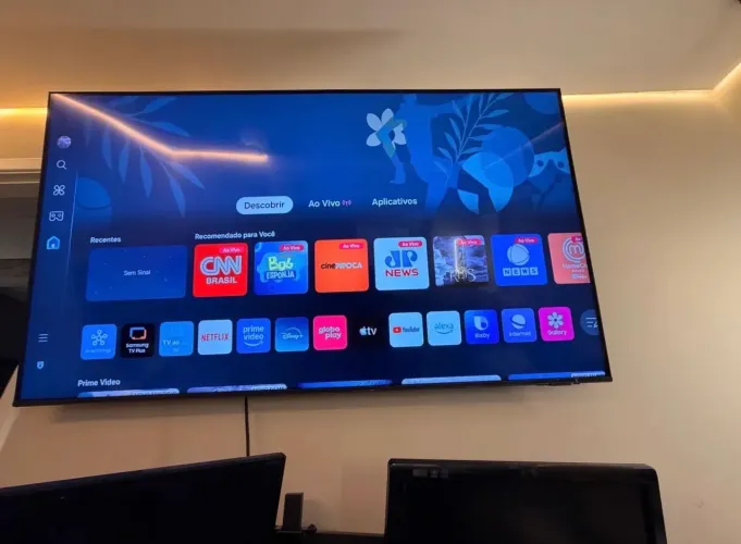 Samsung Crystal UHD DU7700 55? 4K MODELO NOVO. 