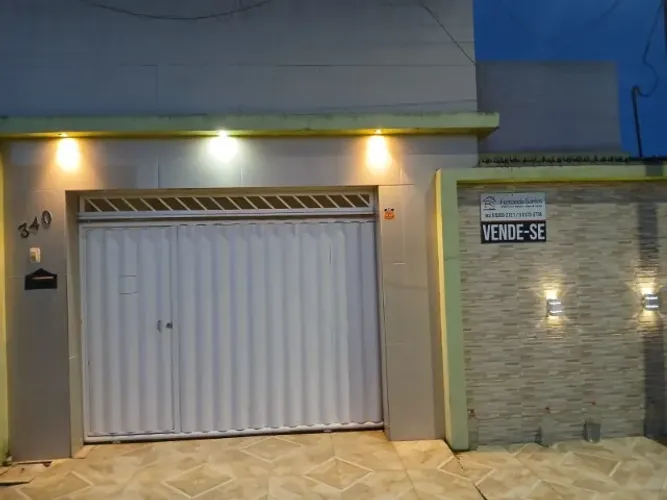 VENDE-SE UMA CASA EM MAMANGUAPE - BAIRRO CAMPO