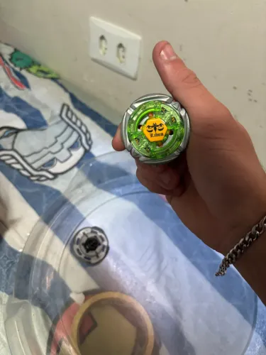 Beyblade Flame Libra ( ponta com defeito)