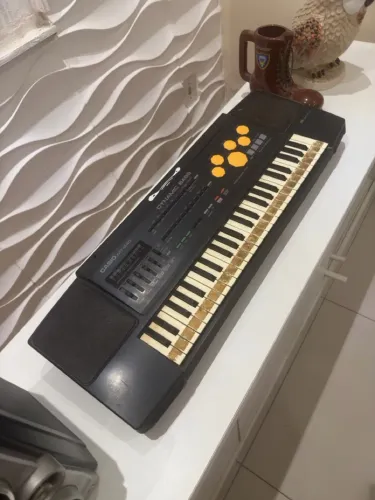 Teclado Casio Casiotone MT-640 - Usado em Perfeito Estado e Funcionando Perfeitamente