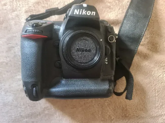 Nikon D2xs como nova!