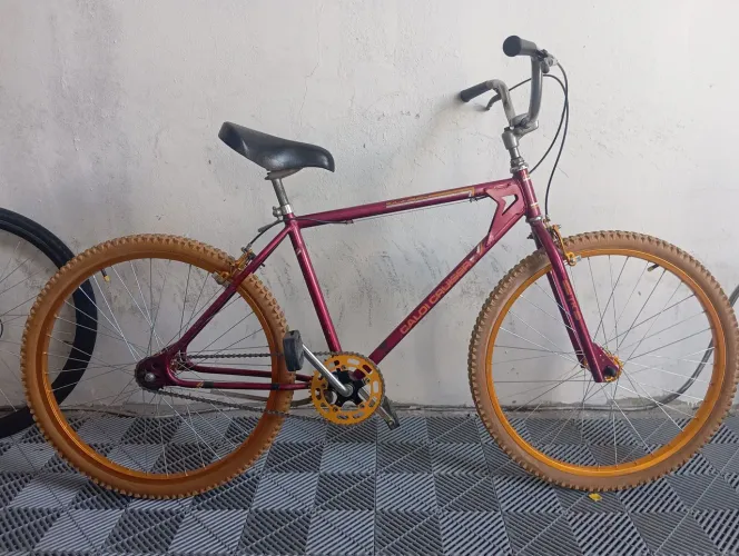 Bicicleta Caloi cruiser TK