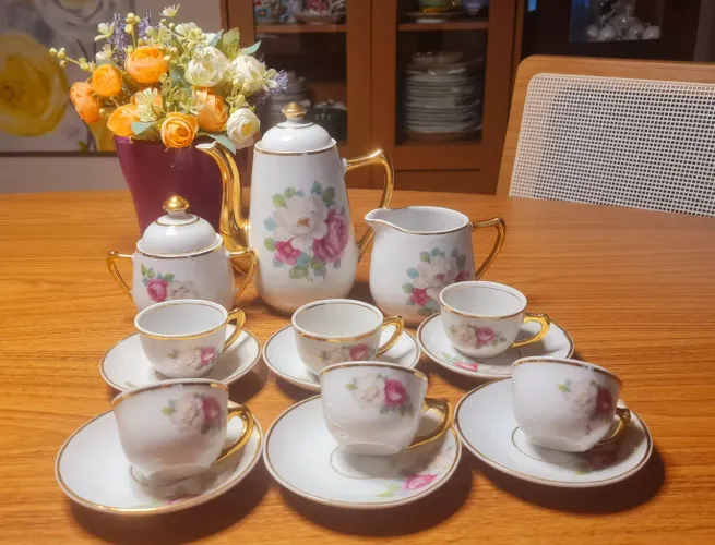 Jogo de café porcelana RAMI