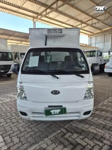 Kia Motors Bongo K-2500 2.5 4X2 TB Diesel 2012