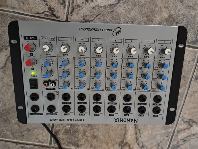 Mesa de som Mixer