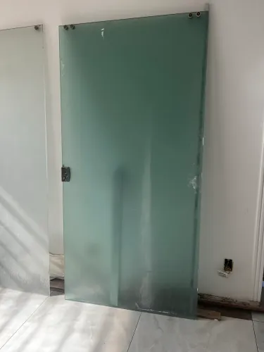 Porta vidro temperado 2,10m x 110m
