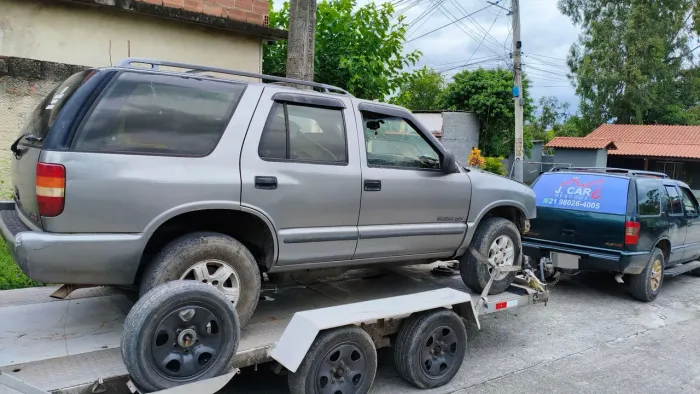 Reboque Plataforma Para Carro Moto Quadriciclo e Pequenos Barcos 