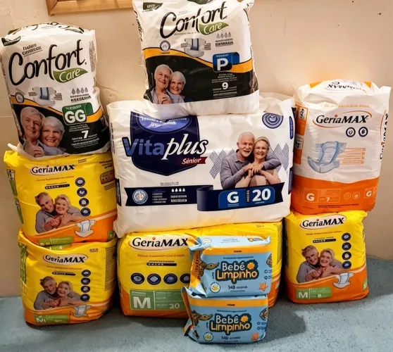 ? Estoque completo de fraldas geriátricas e lenços! ? P, M, G e GG