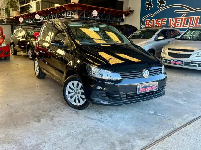 Volkswagen Fox Trendline 1.0 Flex 12V 5P 2017
