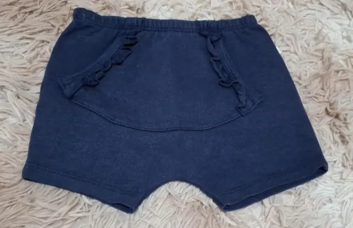 Shorts menina Tamanho 2 anos a 4 anos