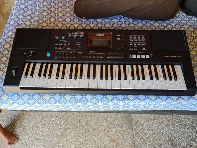 Teclado PSR E 473