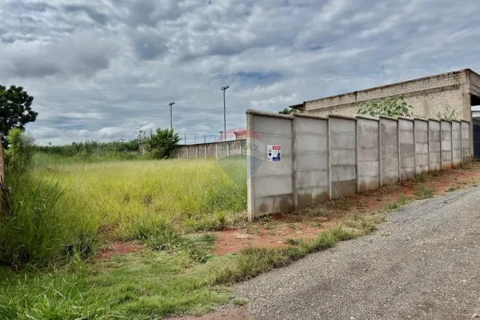 Lote de Chácara no Recanto Jacuba, 1000 m2, ótima topografia, documento OK para Financiame