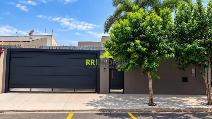 Casa com 3 dormitórios à venda, 230 m² por R$ 980.000,00 - Parque Residencial Romano Calil