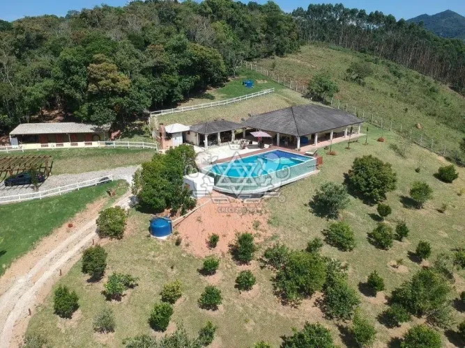 Sítio à venda no Cedro - Paraibuna / SP - Cod. SI0005