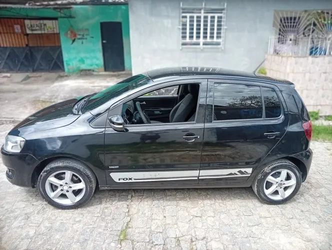 Volkswagen Fox 1.0 MI Total Flex 8V 5P 2013