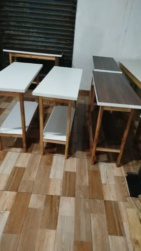 aparador de madeira com tampo de mdf